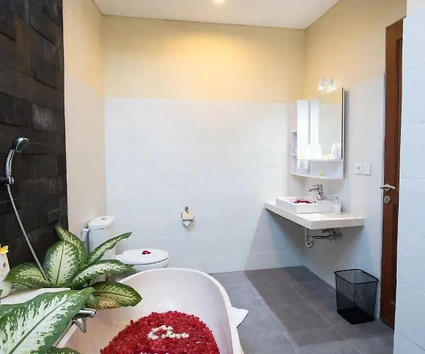 Hitam Putih Legian Bali Seminyak