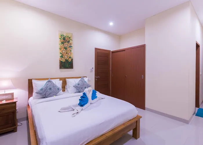 Hitam Putih Legian Bali Seminyak
