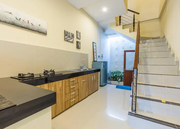 Hitam Putih Legian Bali Villa